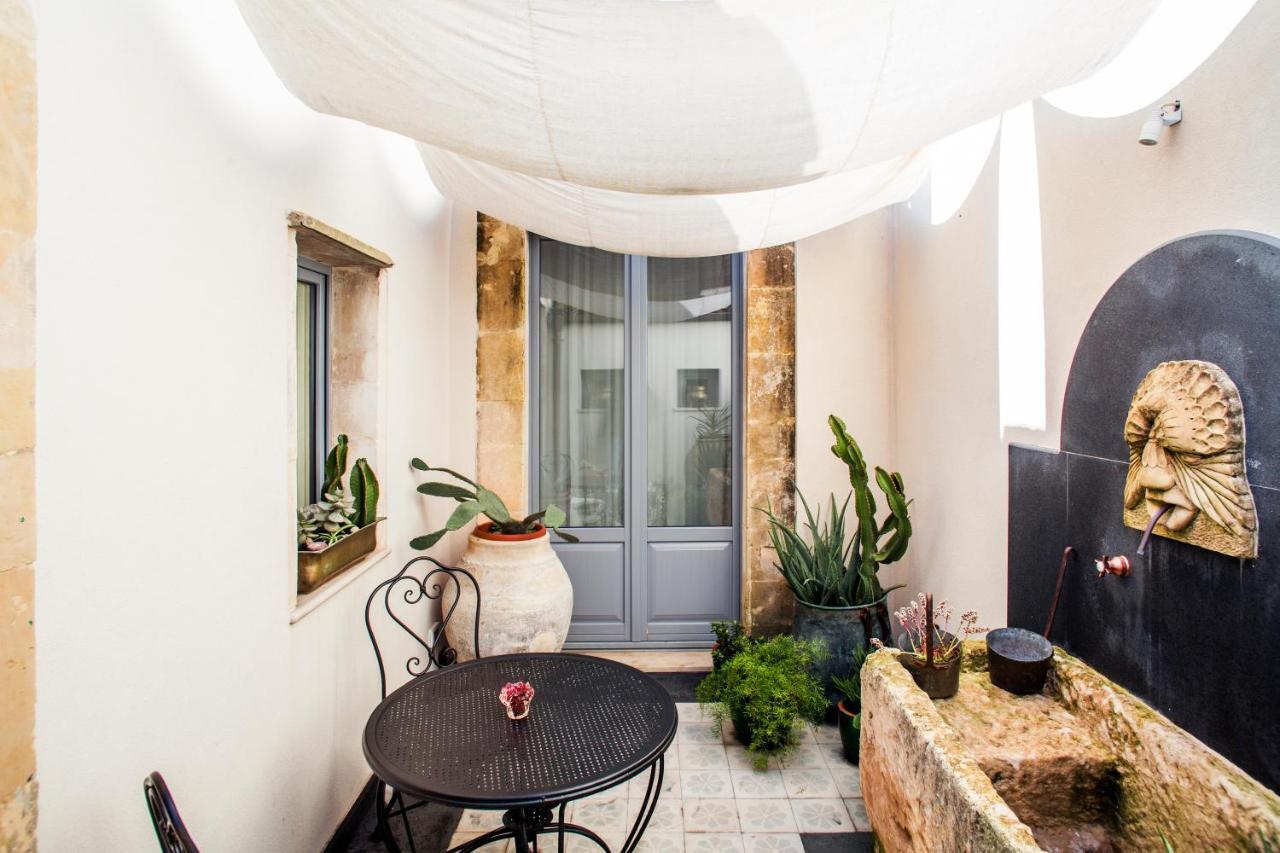 Vila Dimora Di Catullo - Ospitalita Di Charme Palazzolo Acreide Exteriér fotografie