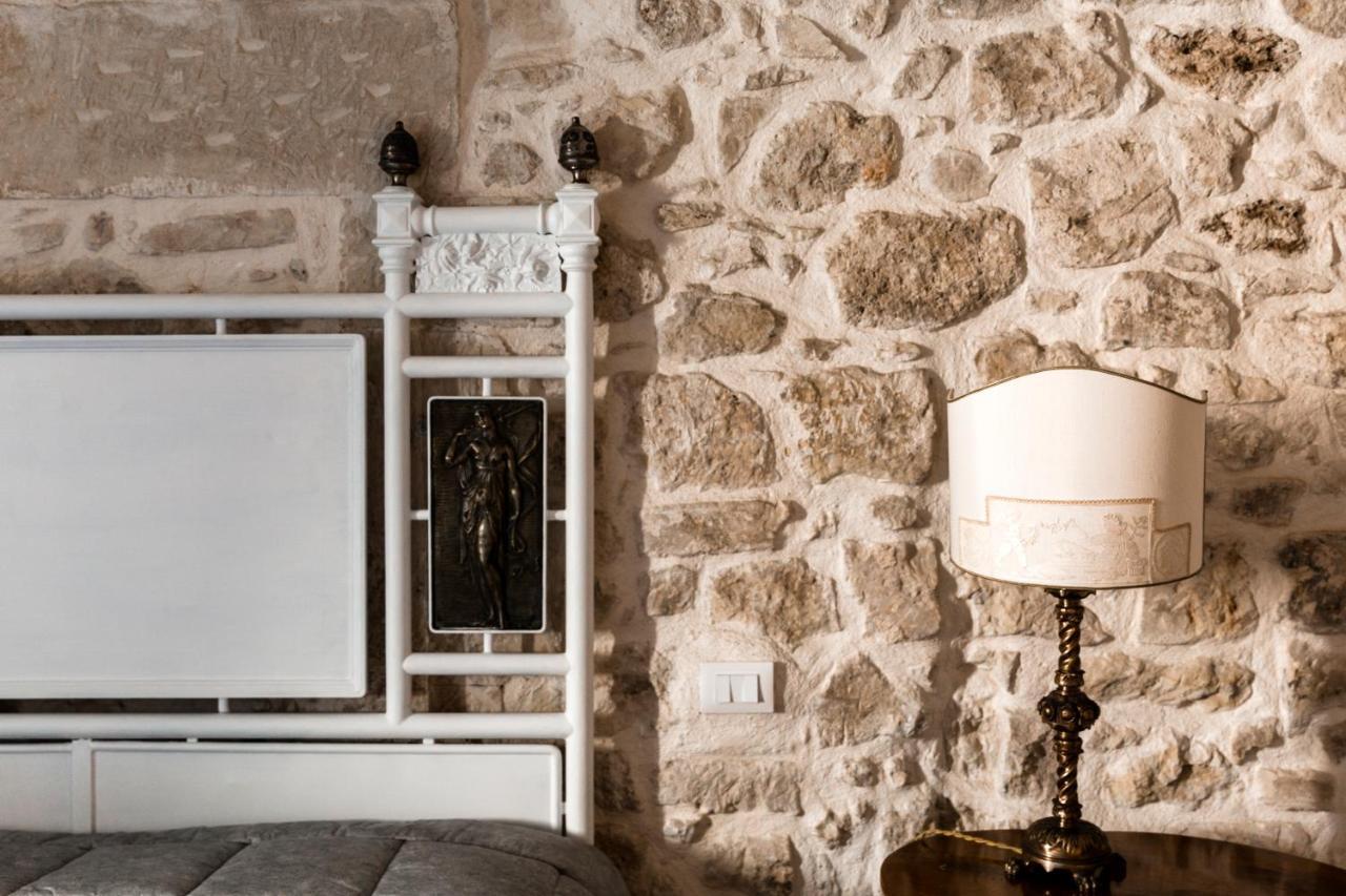 Vila Dimora Di Catullo - Ospitalita Di Charme Palazzolo Acreide Exteriér fotografie